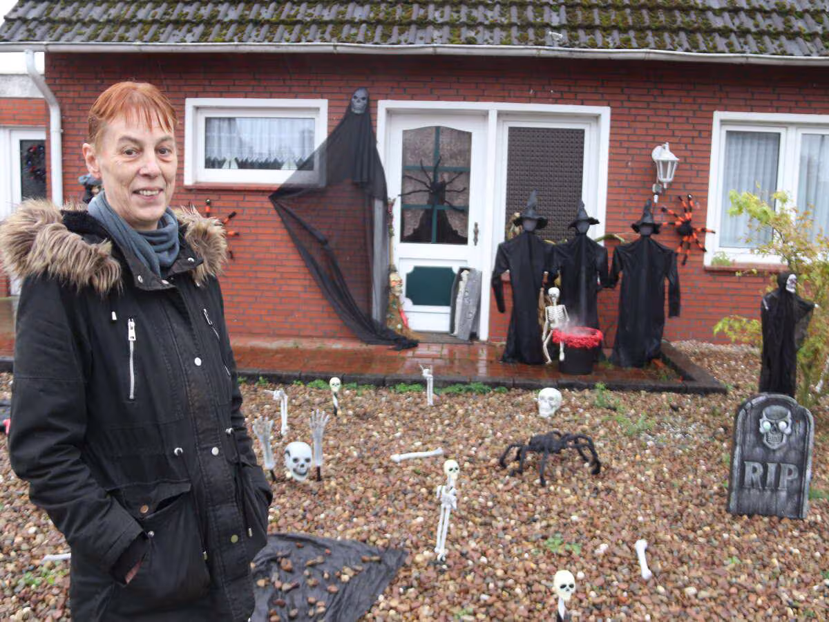 Der gruselig schöne Vorgarten von Gehlenberg / Quelle:NWZ-Online