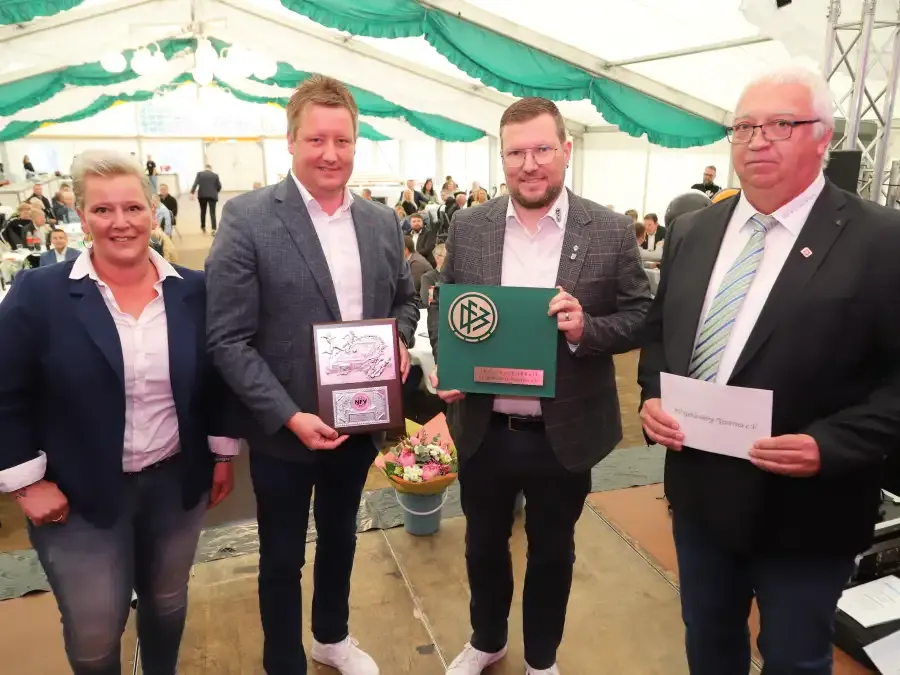 Jubiläumsempfang und Spiel gegen die Legenden von Werder Bremen / Quelle:NWZ-Online