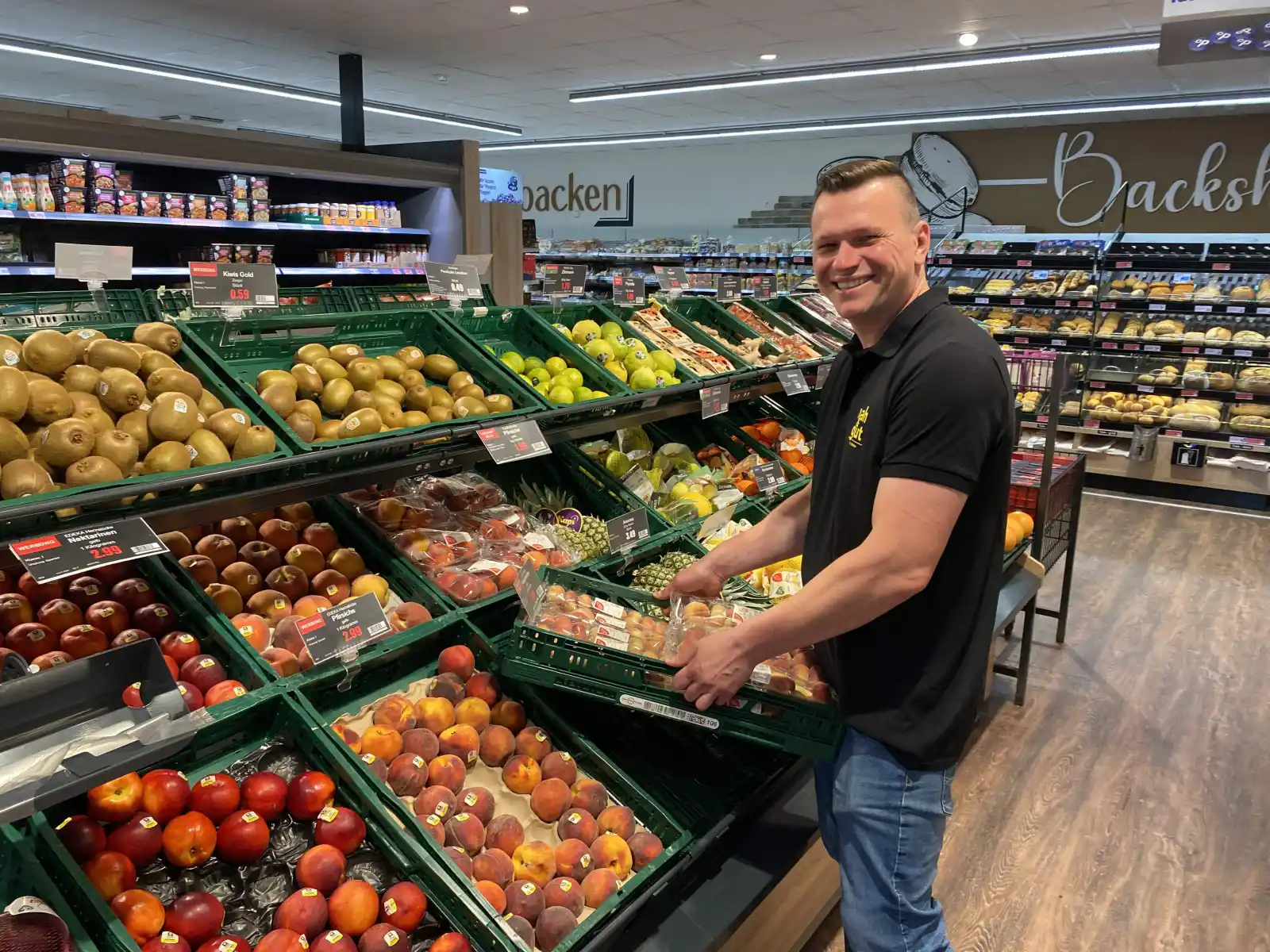 Edeka-Markt in Gehlenberg: Maxim Tide eröffnet modernisierten Nahversorger